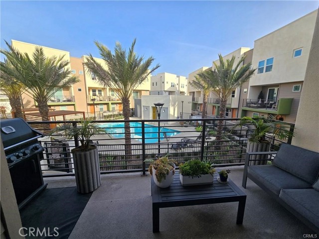 Detail Gallery Image 11 of 14 For 1651 W Lincoln Ave #105,  Anaheim,  CA 92801 - 3 Beds | 2/2 Baths