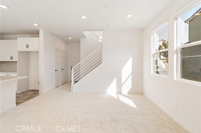 Detail Gallery Image 8 of 34 For 3962 Lavine Way #111,  Corona,  CA 92883 - 3 Beds | 2/1 Baths