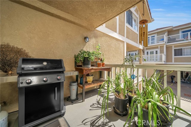 222 Guadalupe Avenue, Redondo Beach, California 90277, 2 Bedrooms Bedrooms, ,2 BathroomsBathrooms,Residential,Sold,Guadalupe,SB22151947