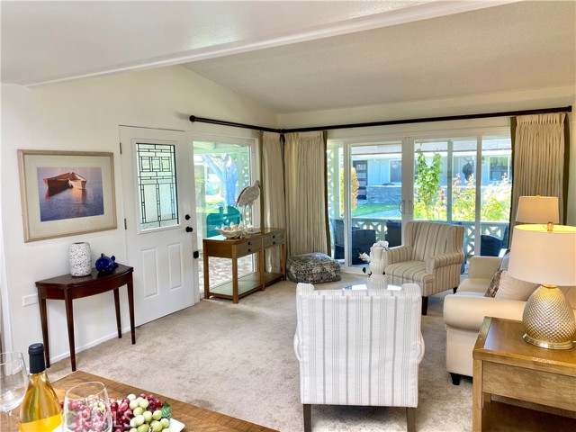 Detail Gallery Image 10 of 32 For 1241 Knollwood Rd, M4 46e, Seal Beach,  CA 90740 - 2 Beds | 1 Baths