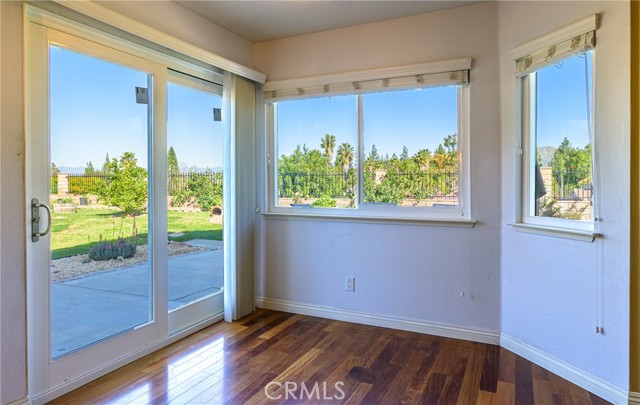 Detail Gallery Image 10 of 59 For 1202 Villanova Pl, Riverside,  CA 92506 - 3 Beds | 2/1 Baths