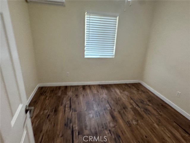 Image 6 of 29 For 926 Griffith Way