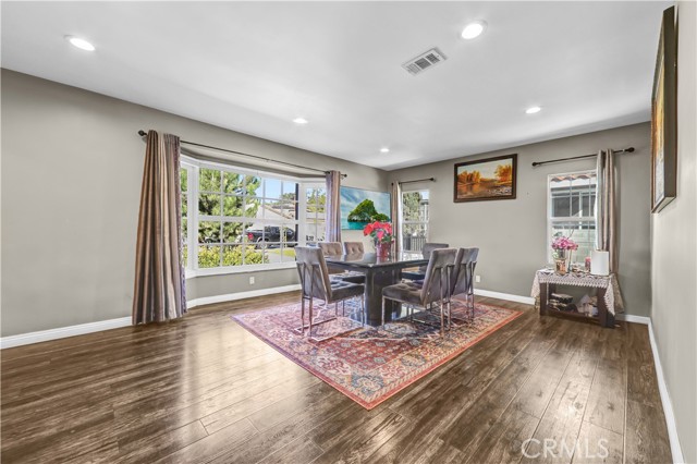 Detail Gallery Image 6 of 22 For 1220 Richard, Glendale,  CA 91206 - 2 Beds | 2 Baths