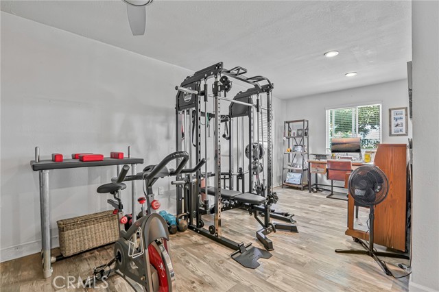 1324 Darwin Drive, Oceanside CA: https://media.crmls.org/medias/f10f201a-a758-4350-b4eb-d156f6d2efa1.jpg