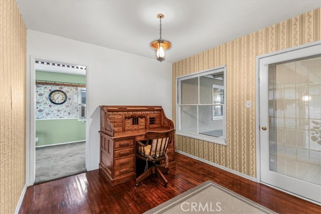 Detail Gallery Image 19 of 28 For 19612 Schoolcraft, Reseda,  CA 91335 - 3 Beds | 1 Baths