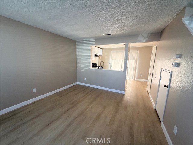 Detail Gallery Image 4 of 17 For 1677 W Wilson St, Rialto,  CA 92376 - 2 Beds | 1/1 Baths