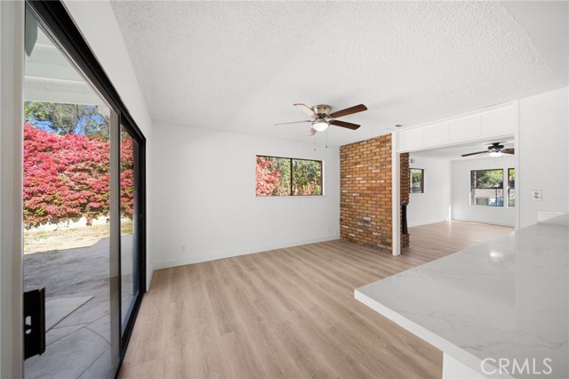 Detail Gallery Image 18 of 42 For 134 W Broadbent, Riverside,  CA 92507 - 4 Beds | 3 Baths