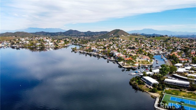 Detail Gallery Image 39 of 40 For 30938 Emperor, Canyon Lake,  CA 92587 - 4 Beds | 3 Baths