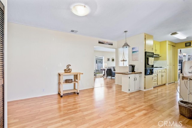 1701 Los Osos Valley Road, Los Osos CA: https://media.crmls.org/medias/f110bfe1-bad8-4ae0-b4f3-353d08f2629f.jpg