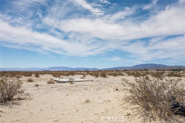 6289 Godwin Road, Twentynine Palms, California 92277, ,Land,For Sale,6289 Godwin Road,CRJT22139255