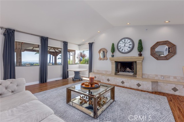 515 Windermere Lane, Arroyo Grande CA: https://media.crmls.org/medias/f113666c-58c5-4eb9-bcfb-0ce1be8d12ff.jpg