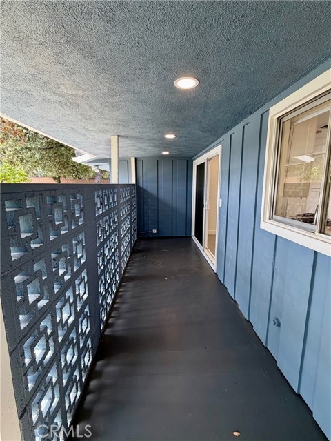 Detail Gallery Image 21 of 22 For 5301 Dubois, Woodland Hills,  CA 91367 - 3 Beds | 2 Baths