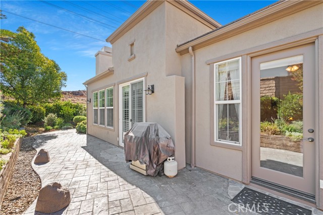 Detail Gallery Image 34 of 36 For 23706 Cottonwood Ct, Valencia,  CA 91354 - 3 Beds | 3/1 Baths