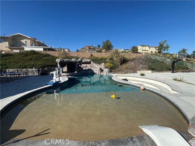 Image 1 of 10 For 827 Baghdady