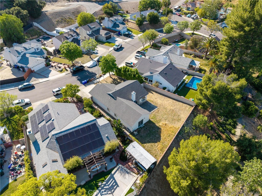 https://media.crmls.org/medias/f11494aa-9503-42a6-aadb-7c01cfa1f61f.jpg?preset=X-Large