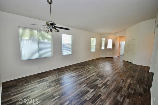 31105 Sunningdale Drive, Temecula CA: https://media.crmls.org/medias/f114fe6b-f54a-4234-a598-4e5552ca417e.jpg
