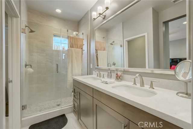 Detail Gallery Image 25 of 45 For 610 Shadowbrook, Lake Forest,  CA 92610 - 4 Beds | 3/1 Baths