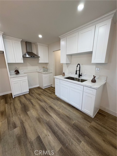 1526 W 54th Street, Los Angeles CA: https://media.crmls.org/medias/f116cb42-156e-4cd2-891b-3f84d6067ea3.jpg