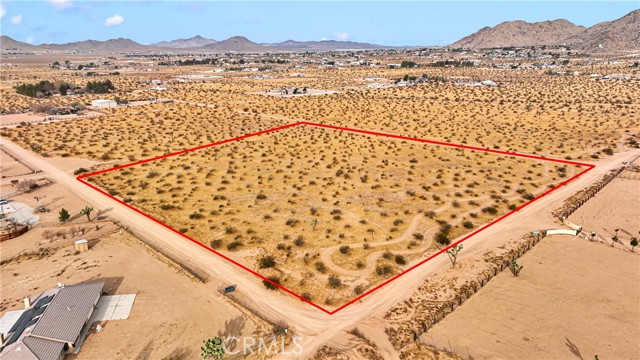 Detail Gallery Image 3 of 12 For 0 Mustang Ave, Apple Valley,  CA 92307 - – Beds | – Baths