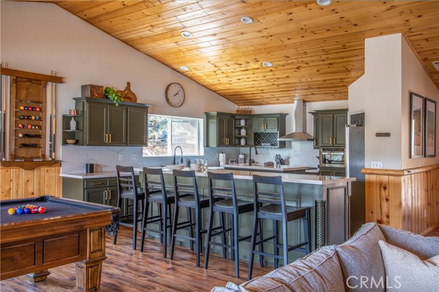 Detail Gallery Image 8 of 39 For 1002 White Mountain, Big Bear City,  CA 92314 - 4 Beds | 3/1 Baths