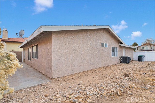 Detail Gallery Image 26 of 30 For 12899 Spring Valley Pkwy, Victorville,  CA 92395 - 3 Beds | 2 Baths