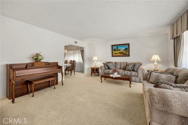 Image 7 of 34 For 408 Somerset Drive