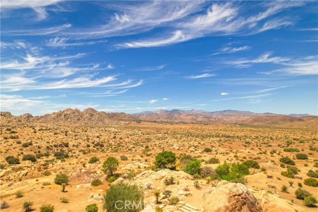 Detail Gallery Image 28 of 75 For 55290 Flying Tigers Rd, Pioneertown,  CA 92268 - 4 Beds | 3 Baths