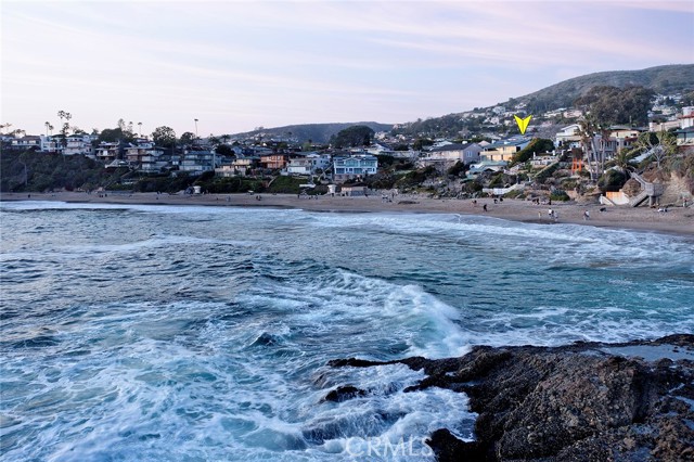 1259 Cliff Drive, Laguna Beach CA: https://media.crmls.org/medias/f1189a17-a484-420f-b308-2e4138e7b1d0.jpg