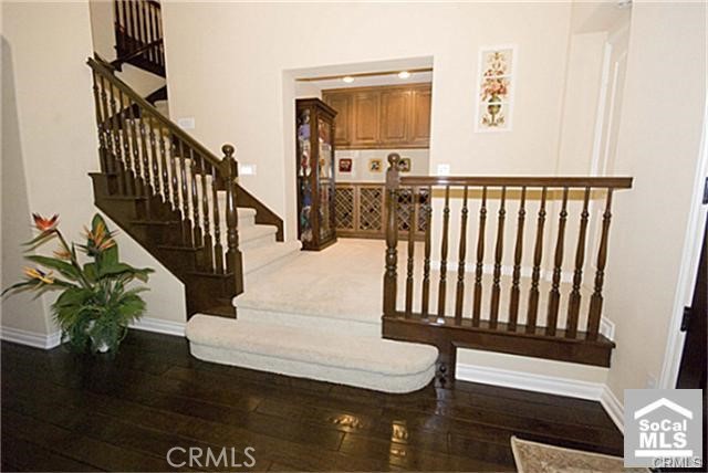 37 Twiggs, Irvine CA: https://media.crmls.org/medias/f1190839-eaff-4df4-9e2d-cee95f60a613.jpg