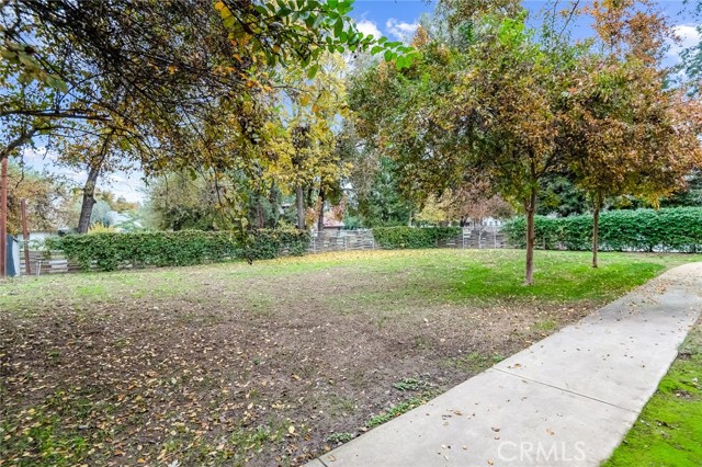 18701 Lort Drive, Visalia CA: https://media.crmls.org/medias/f1191c34-dbc0-40b5-8d14-68b16d9251e2.jpg