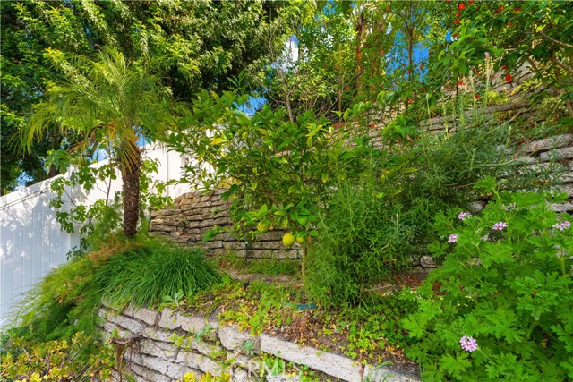 26612 Estanciero, Mission Viejo CA: https://media.crmls.org/medias/f11937fb-9afa-486f-ae0b-df1d3ddc9ce2.jpg