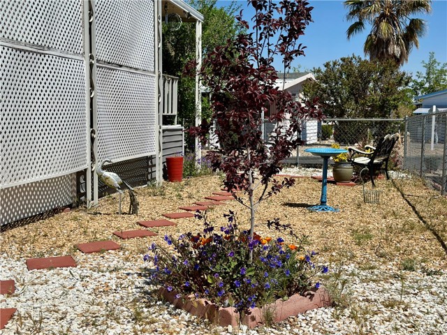 Detail Gallery Image 25 of 33 For 13393 Mariposa Rd #239,  Victorville,  CA 92395 - 2 Beds | 2 Baths
