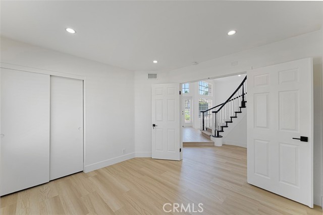 13381 Presidio Place, Tustin CA: https://media.crmls.org/medias/f1196948-ee4b-43a1-8d06-232f035cb66c.jpg