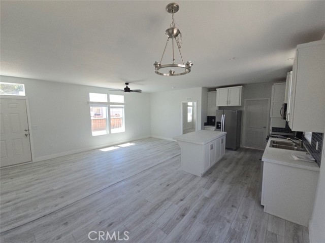 350 E San Jacinto, Perris CA: https://media.crmls.org/medias/f11b2fd8-dbda-4705-8f8a-89442704b81c.jpg