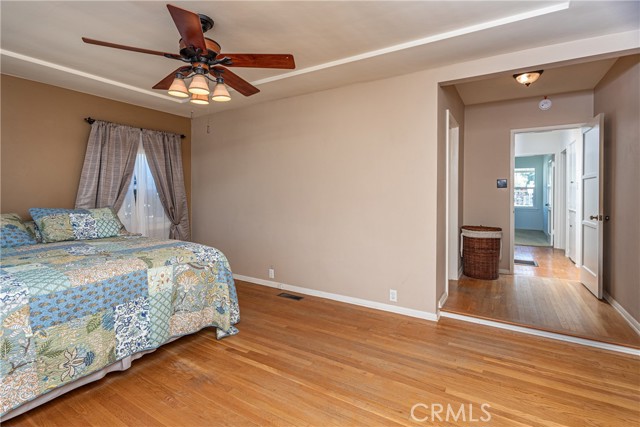 Detail Gallery Image 19 of 47 For 9730 Stonehurst Ave, Sun Valley,  CA 91352 - 3 Beds | 2 Baths