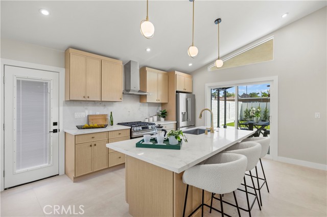 Detail Gallery Image 10 of 36 For 3923 Edenhurst Ave, Los Angeles,  CA 90039 - 4 Beds | 3 Baths