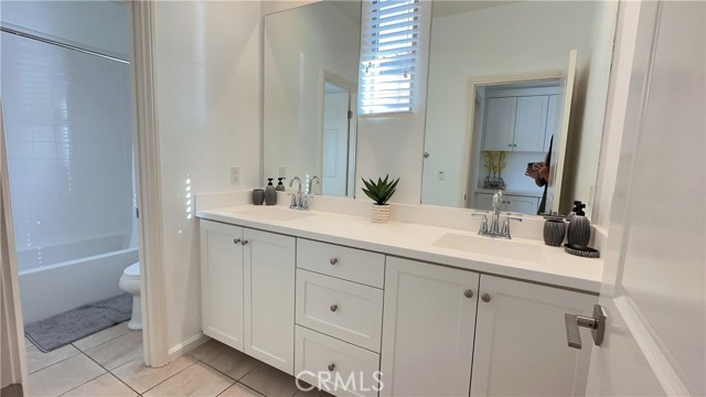 67 Decker, Irvine CA: https://media.crmls.org/medias/f11dc6dd-b664-49d1-b7bf-d0e5f26aa149.jpg