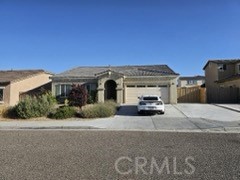 13311 Via Del Lago, Victorville, CA 92392