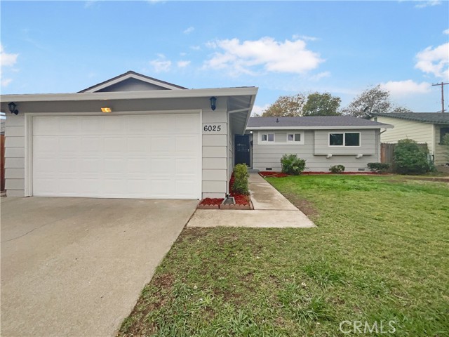 Detail Gallery Image 4 of 31 For 6025 Brett, Sacramento,  CA 95842 - 3 Beds | 2 Baths