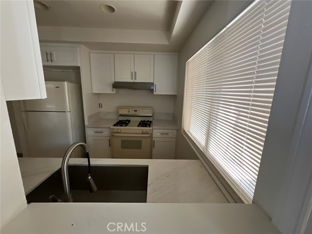 Image 2 of 6 For 225 7th Street