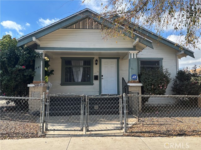 1601 Gundry Avenue, Long Beach, California 90813, 3 Bedrooms Bedrooms, ,1 BathroomBathrooms,Single Family Residence,For Sale,Gundry,SR25013235