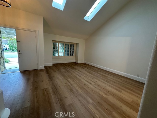 878 Prospect Place, Costa Mesa CA: https://media.crmls.org/medias/f11fb25f-cff4-4579-93da-3582b6e81d01.jpg