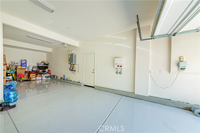 4040 S Bowery Place, Ontario CA: https://media.crmls.org/medias/f12053fc-2acf-487d-b739-ea4831b2692f.jpg