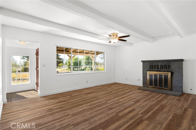 5690 Paradise Avenue, Paradise CA: https://media.crmls.org/medias/f121988a-3850-46c0-bacb-d20cf9eea788.jpg