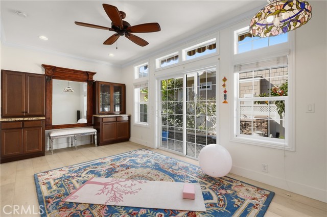 Detail Gallery Image 17 of 42 For 252 Mayflower Dr, Newport Beach,  CA 92660 - 2 Beds | 2 Baths