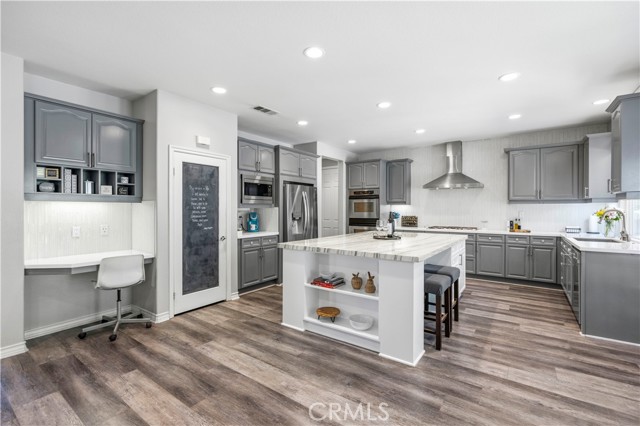 Detail Gallery Image 15 of 75 For 24981 Greensbrier, Stevenson Ranch,  CA 91381 - 5 Beds | 4 Baths