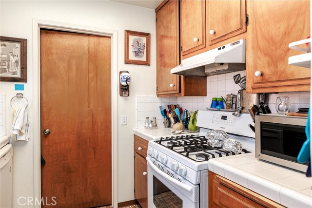 Detail Gallery Image 9 of 44 For 2023 Circle, Cayucos,  CA 93430 - 5 Beds | 3 Baths