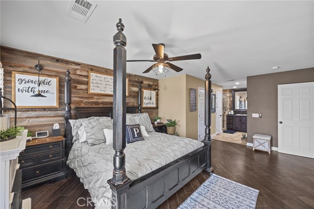 19151 Diplomat Avenue, Corona CA: https://media.crmls.org/medias/f12373e5-280e-4c29-8db7-ee1b4bee1218.jpg