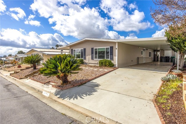 Detail Gallery Image 4 of 47 For 10165 10165 Frontier Trail, Cherry Valley,  CA 92223 - 2 Beds | 2 Baths