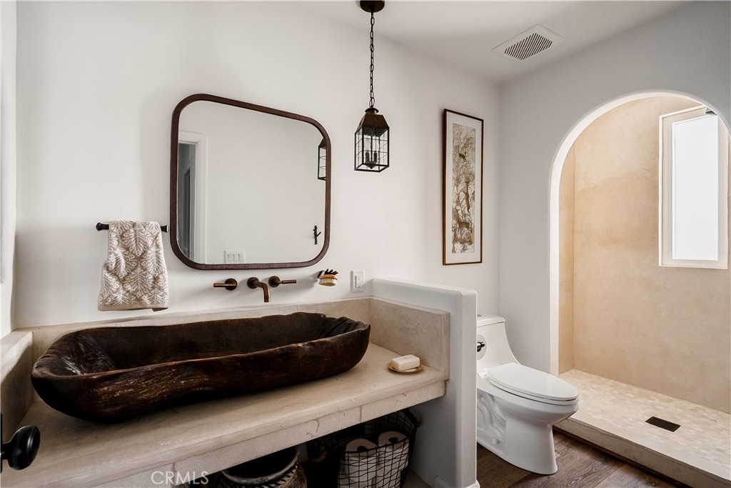 MLS #SR25229152 image #14